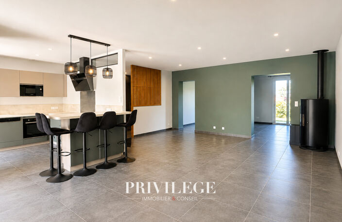 Saint-Cyr-au-Mont-d'Or   Maison rénovée 184 m2 avec piscine — photo 5