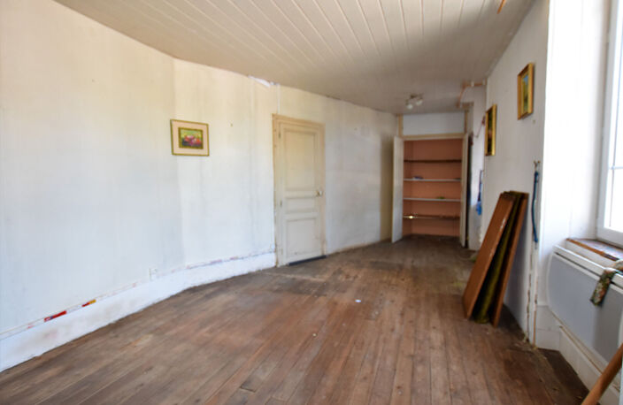 MAISON DE BOURG — photo 2