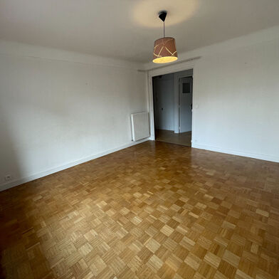 Appartement 2 pièces 595 €