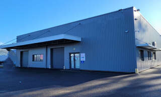 Commerce  1204 m² à louer à Campsas (82370)