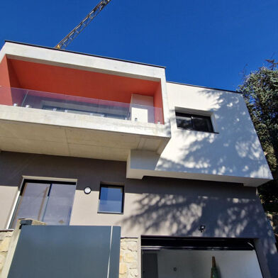 Maison 6 pièces 750000 €