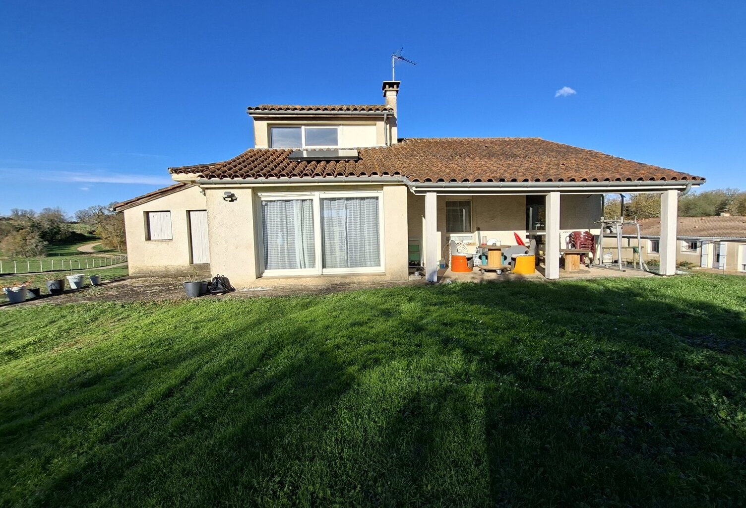 Maison — photo 1