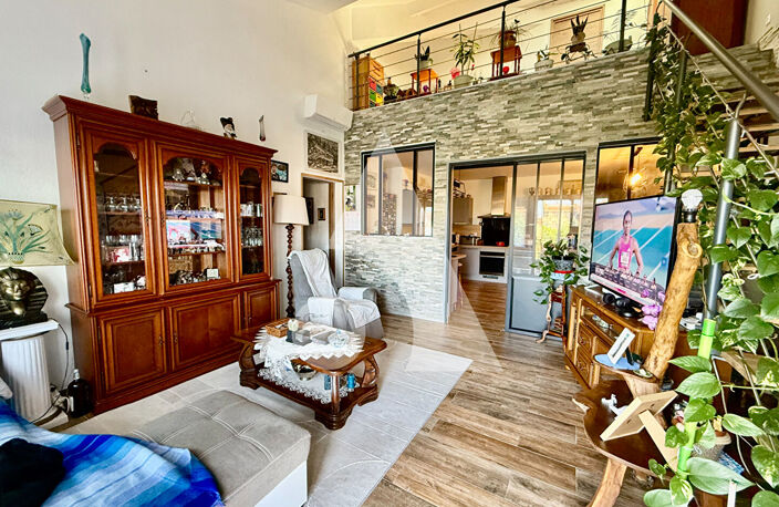 4 pièces ,131 m² ,Dernier étage ,Garage , SIXIEME AVENUE FREJUS SAINT-RAPHAEL — photo 2