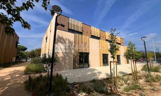 Commerce  1227 m² à louer à Aubagne (13400)