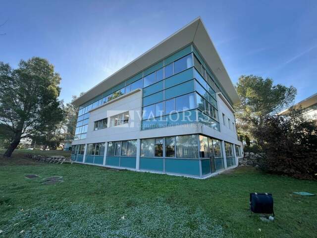 BUREAUX à LOUER — photo du bien