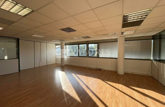 BUREAUX à LOUER — photo 4