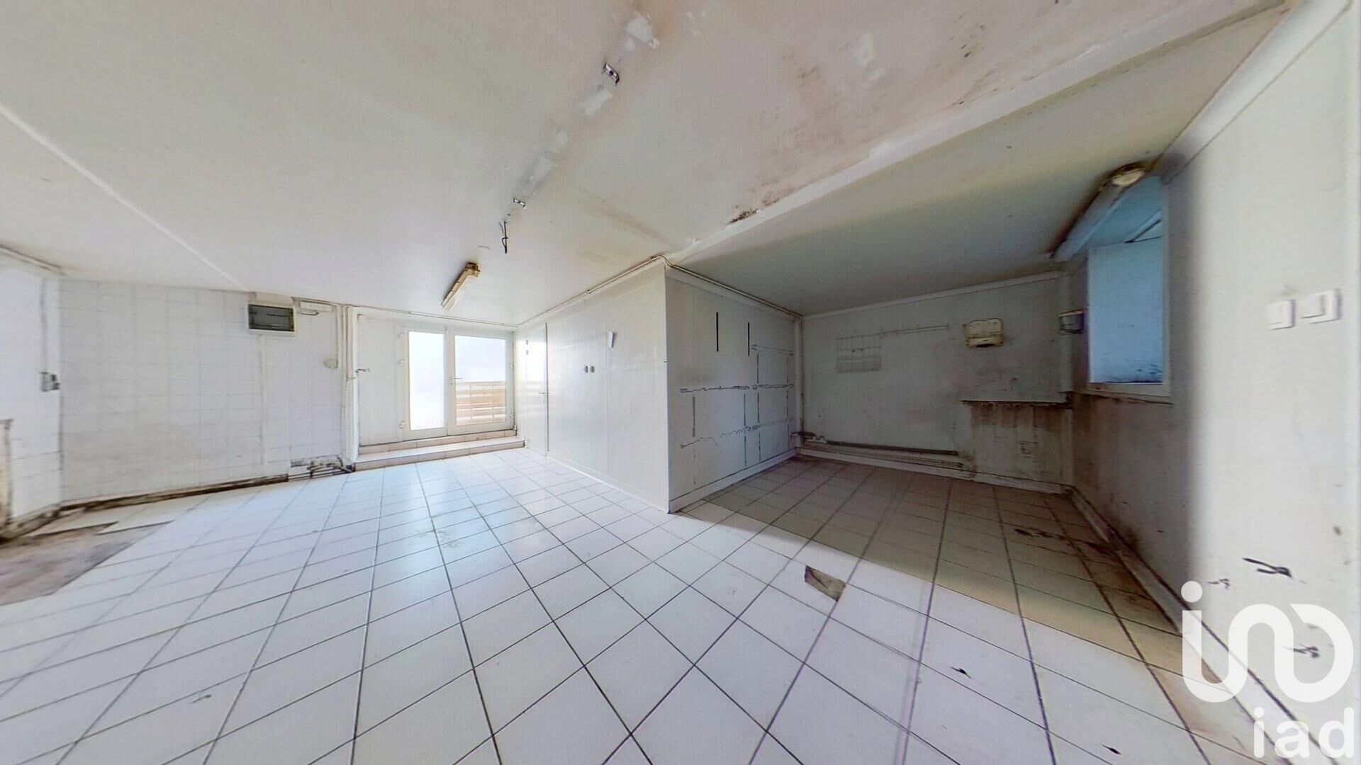 Vente Immeuble 246 m² - Photo 2
