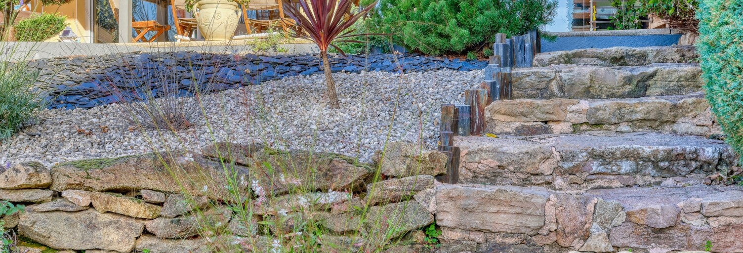 Maison 5 Pièces 220 m² à vendre à Roussillon (38150)