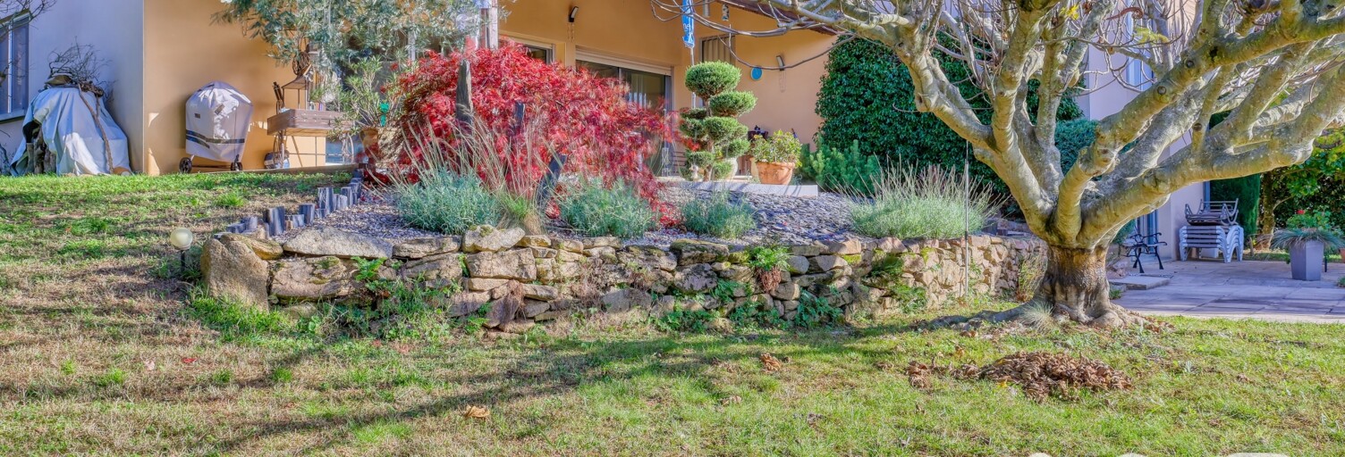 Maison 5 Pièces 220 m² à vendre à Roussillon (38150)