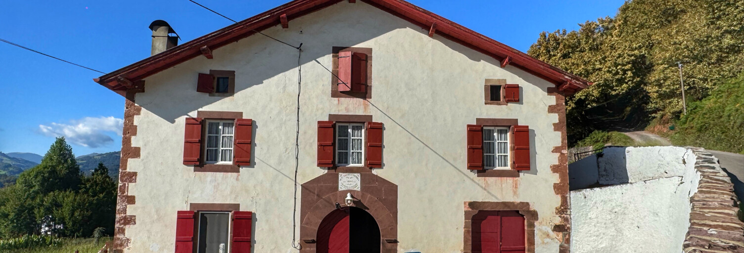 Maison 9 Pièces 265 m² à vendre à Saint-Jean-Pied-de-Port (64220)