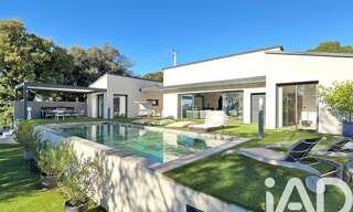 Maison 6 Pièces 207 m² à vendre à Uzès (30700)