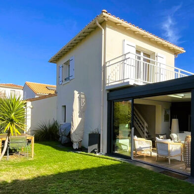 Maison 4 pièces 512600 €