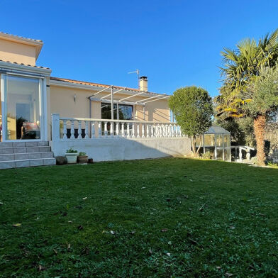 Maison 5 pièces 720600 €