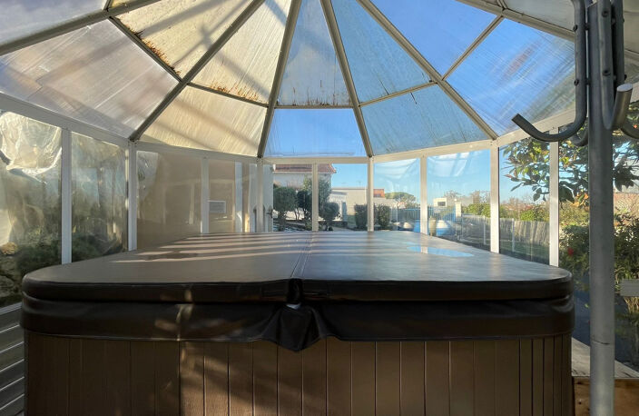 MAISON — photo 3