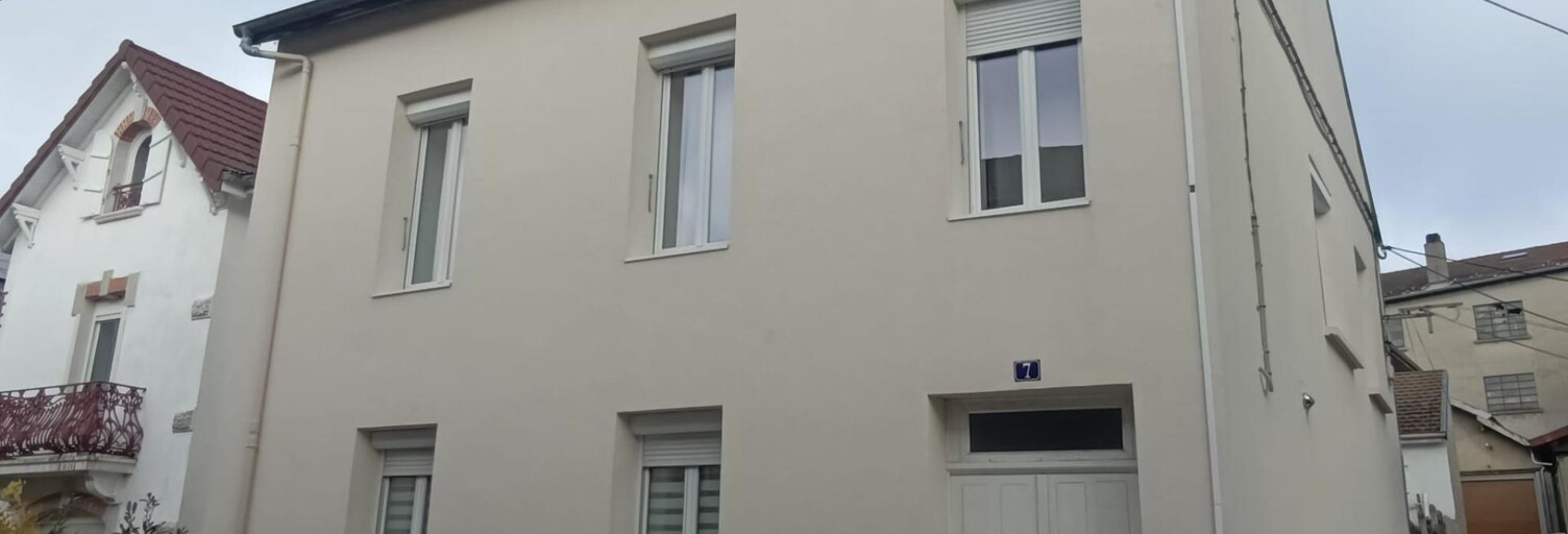 Maison 9 Pièces 200 m² à vendre à Oyonnax (01100)
