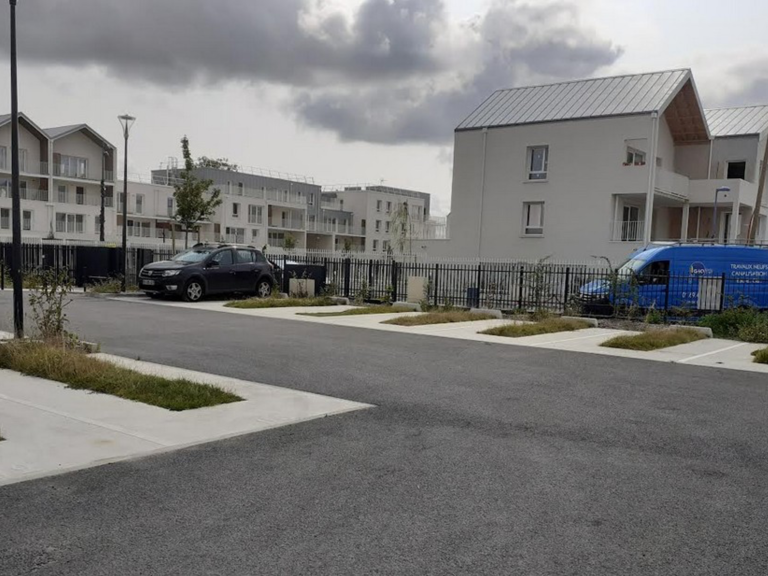 VENTE LOT 18 PARKINGS EXTÉRIEURS - MITRY-MORY (77) — photo 1