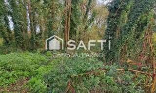 Terrain  598 m² à vendre à Saint-Médard-en-Jalles (33160)