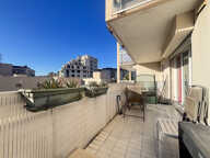 T4 TOULON PROCHE CENTRE TERRASSE — photo 2