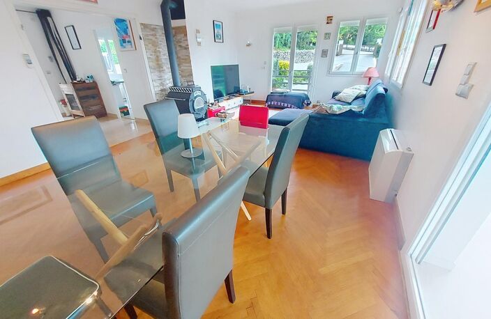 La maison familiale idéale dans un écrin de verdure ! — photo 2