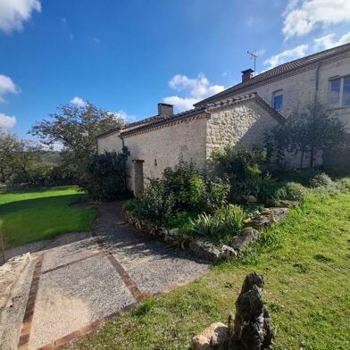 Maison 15 pièces 849990 €