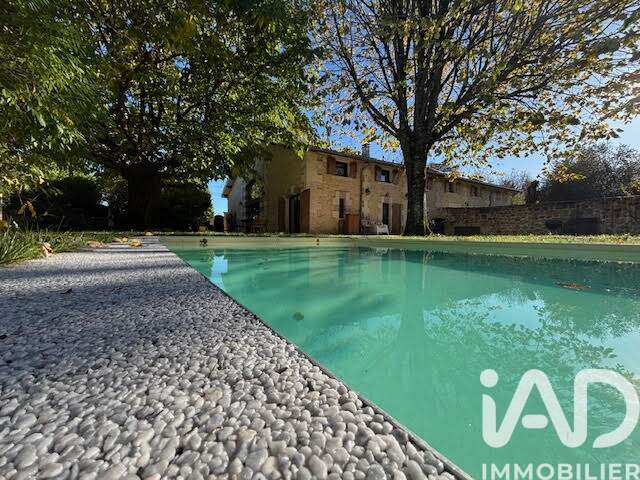 Vente Demeure 7 pièces — photo du bien