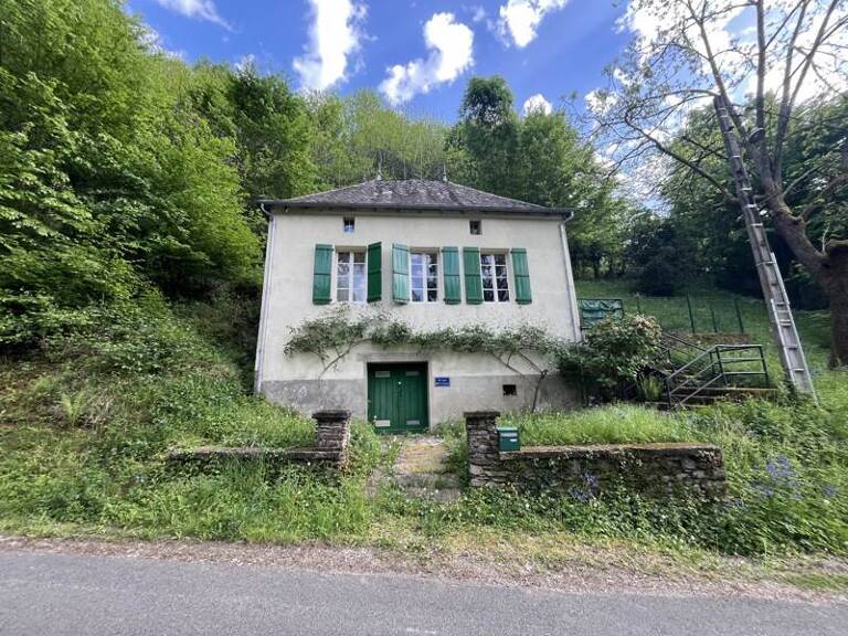 Maison en pierre de 1 pièces principales — photo 1