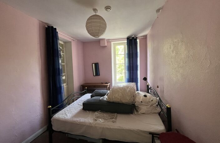 Maison en pierre de 1 pièces principales — photo 3