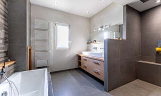 Maison 6 Pièces 240 m² à vendre à Savigneux (01480)