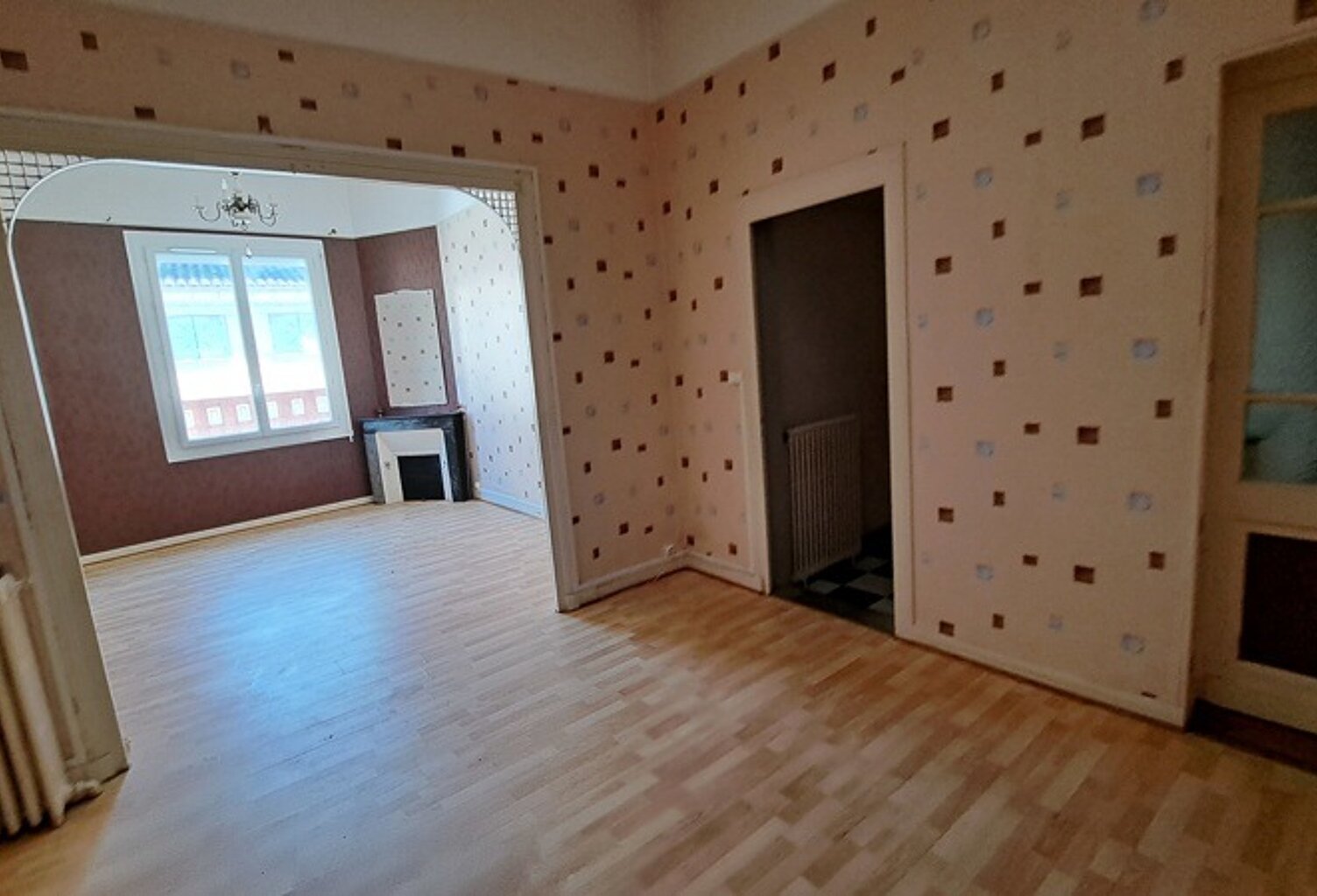 Vente immeuble   Coutras (33230) — photo 1