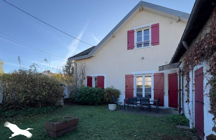 Maison de ville de 7 pièces principales — photo 2