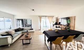 Maison 5 Pièces 117 m² à vendre à Ambarès-et-Lagrave (33440)