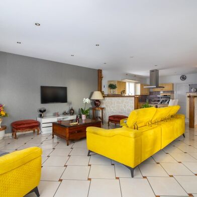 Maison 5 pièces 348480 €