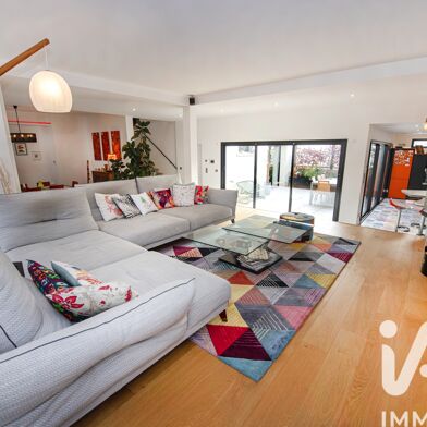 Maison 9 pièces 1560000 €