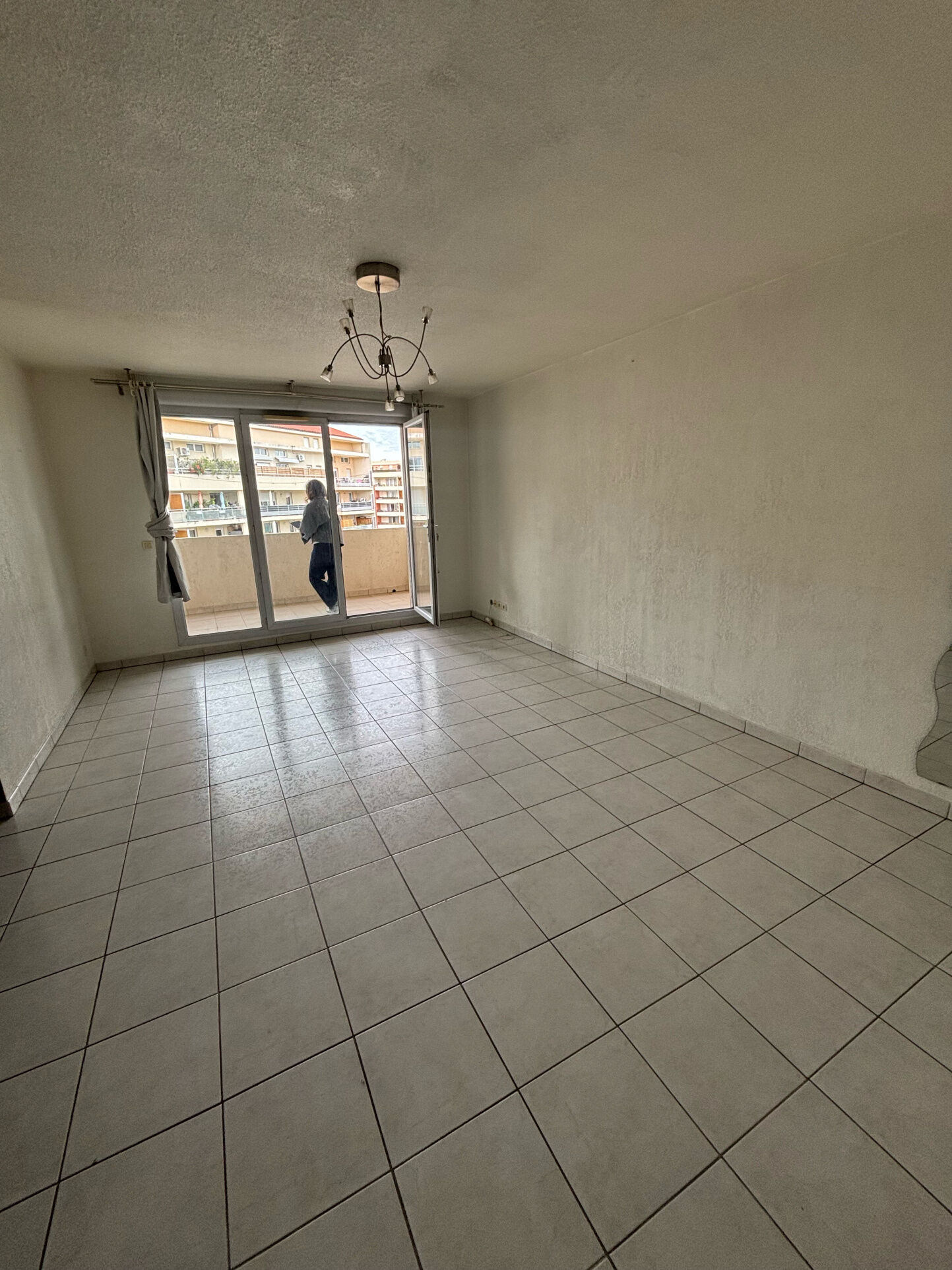 Appartement  T3 à louer Marseille 8eme 13008