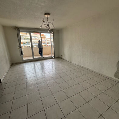 Appartement 3 pièces 1087 €