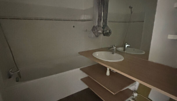 Appartement 3 pièces  à louer Marseille 8eme 13008