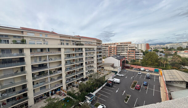 Appartement 3 pièces  à louer Marseille 8eme 13008