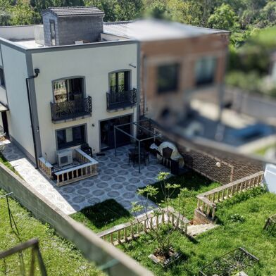 Maison 8 pièces 499000 €