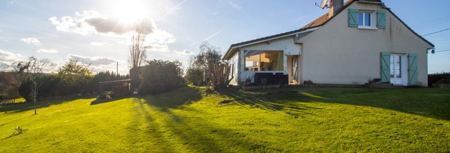 Maison 6 Pièces 104 m² à vendre à Ramous (64270)