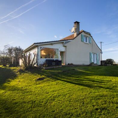 Maison 6 pièces 272896 €