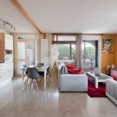 Appartement 3 pièces 472500 €