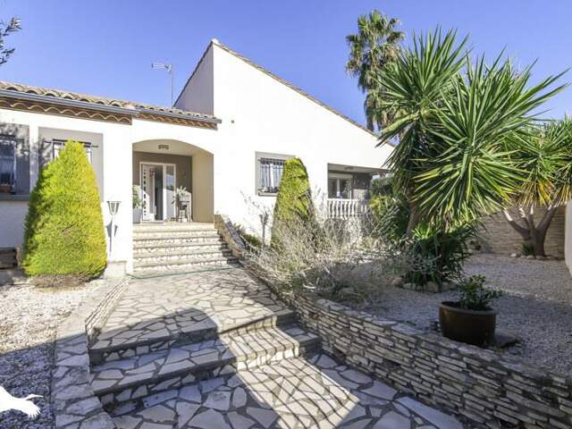 Villa de 5 pièces principales — photo du bien