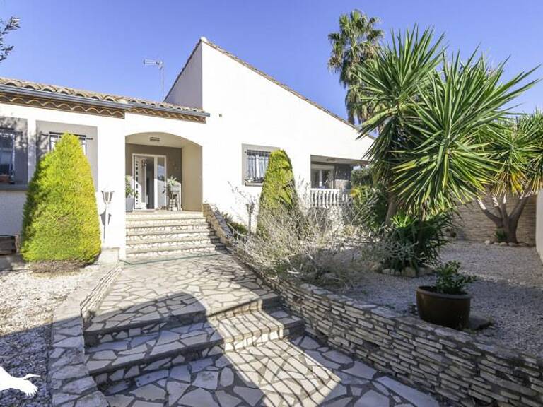Villa de 5 pièces principales — photo 1