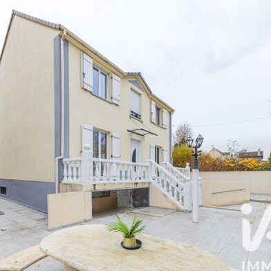 Maison 7 pièces 500000 €