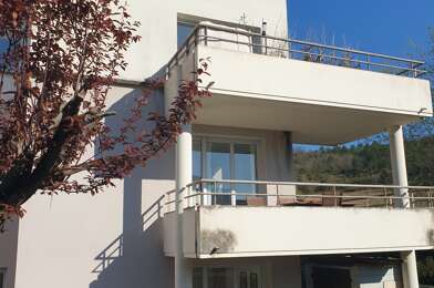 Appartement 3 pièces 148200 €