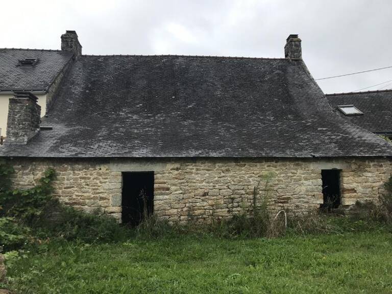 Maison en pierre de 2 pièces principales — photo 1