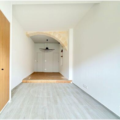 Commerce  155000 €