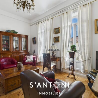 Appartement 5 pièces 255000 €