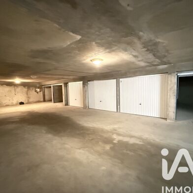 Garage  18000 €