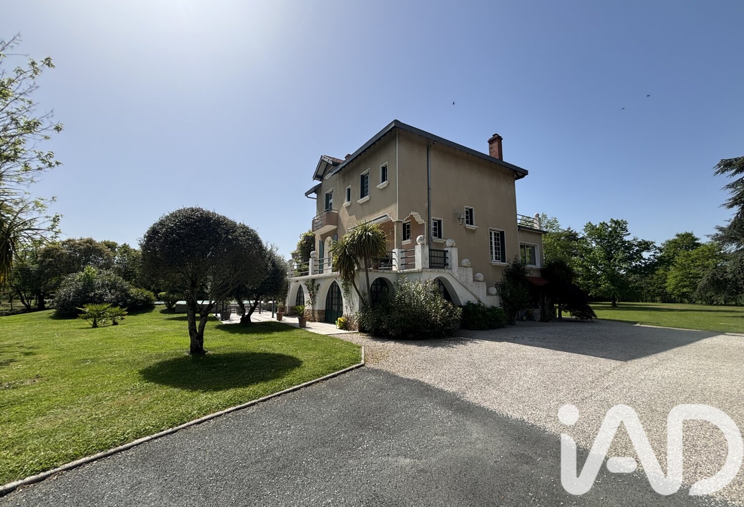 Vente Maison/villa 7 pièces — photo 1